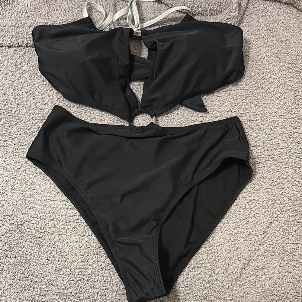 Tahari Women's Cutout Swimsuit Black with Silver Strings Size XL - Picture 7 of 8